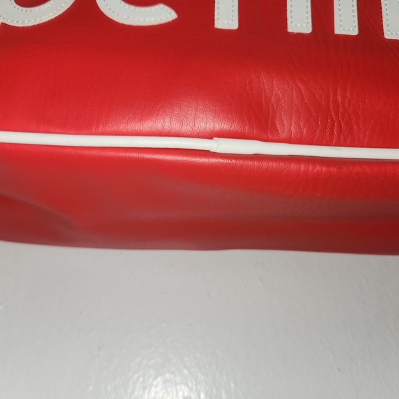 Red and White Retro Shoulder Bag with Sporty Design - Picture 10 of 14